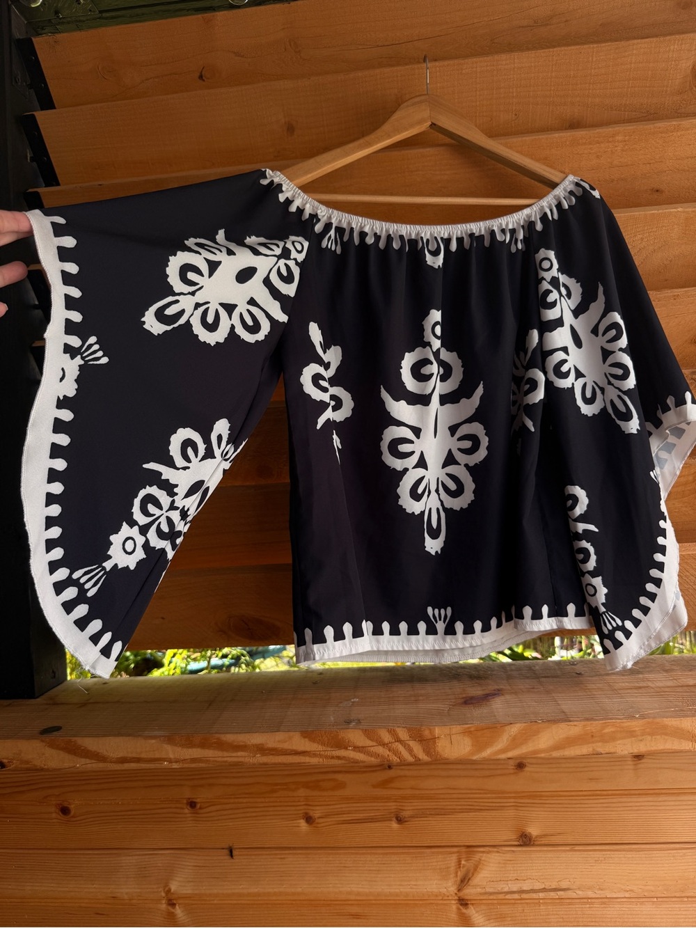 Boho Off-Shoulder Black & White Printed Women's Top size L